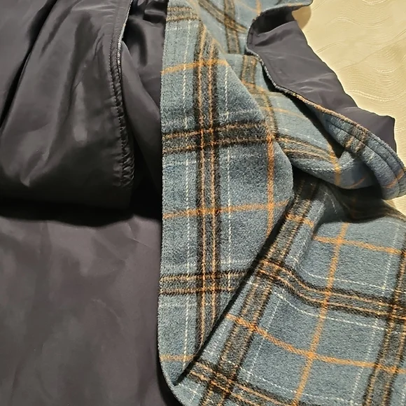 Rain Caper Plaid Hooded Reversable Cape for Women Button Closure One Size Fits M - Picture 6 of 6